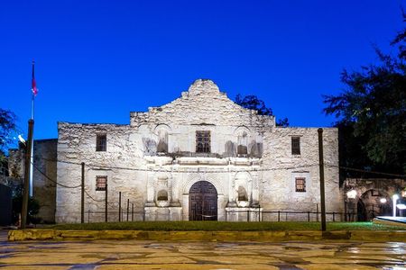 San Antonio : Private Custom Walking Tour With A Guide (Private)