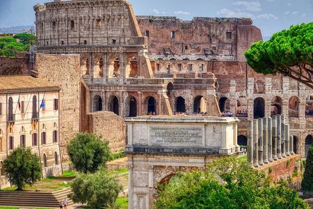 Rome :Colosseum Guided Tour