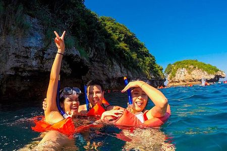 Catamaran Arches, Animas Beach, Quimixed Waterfall and Food Tour