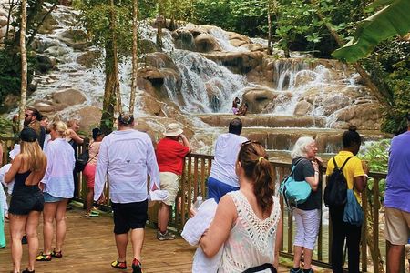 The Best of Dunn's River ,Blue Hole and Tubing from Ocho Rios