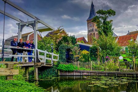 Private Tours to Zaanse Schans, windmill house, Volendam, Marken 