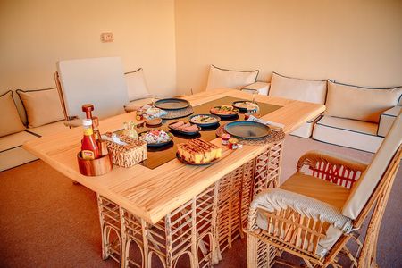 Dubai: 5-Hour Breakfast with Bedouin in the Desert
