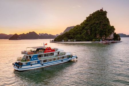Full day Halong Bay Tour with Buffet Lunch