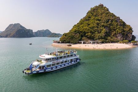 Full-day Activity Ha Long Bay of Vietnam from Ninh Binh