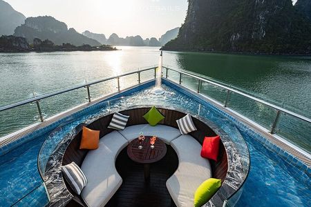 Jade Sails – Halong & Lan Ha Bay The Most Luxurious Day Tour