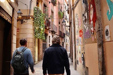 Barcelona Literary Tour - Beyond Orwell and Hemingway