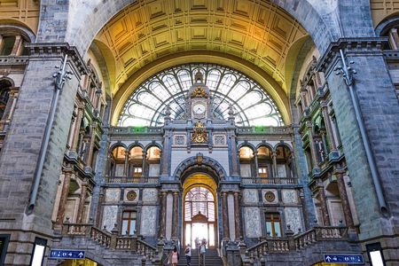 Explore Antwerp in 60 minutes with a Local
