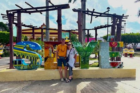 Cenotes, Historic Haciendas & Mayan Honey Tasting in Seyé Tour