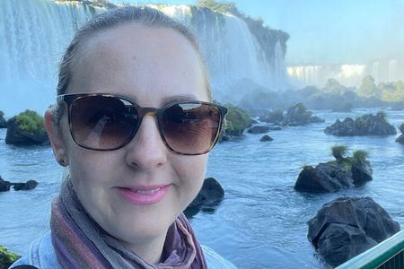 Iguazu Falls - Visit both side of the falls Brazil and Argentina 