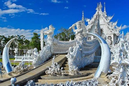Chiang Mai - Chiang Rai Temples, Long Neck Karen, Golden Triangle