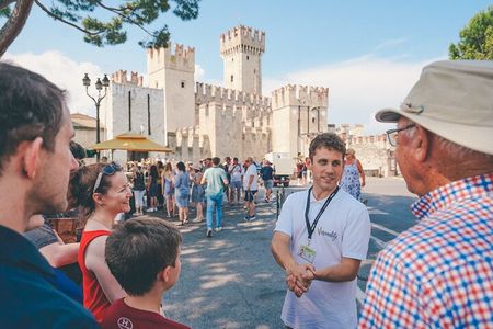 Best of Sirmione with Boat Tour and Grotte di Catullo 