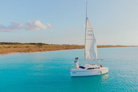 Private Sailboat Tour of the Seven Colors Lagoon in Bacalar