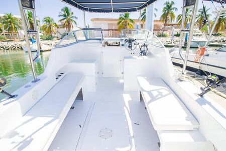 Tour through the Bays of Huatulco in Exclusive Boat