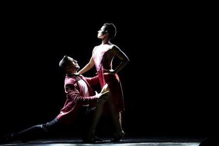 Madero Tango Show with Optional Dinner in Iguazu