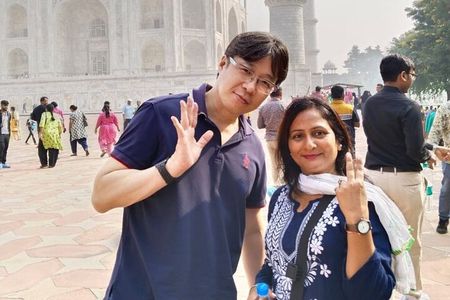Agra: Taj Mahal and Mausoleum Tour with guide
