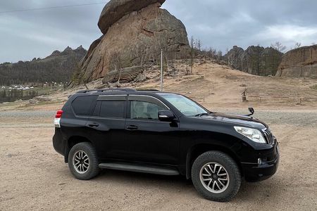 Private Jeep Tour to Chinggis Khaan Statue & Terelj N.P