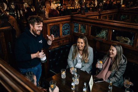 Taste & Tour: Guided Gin Tour in Belfast