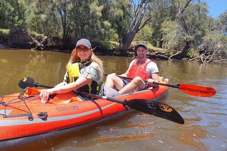 Mandoon Winery and Kayak Tour with wine tasting