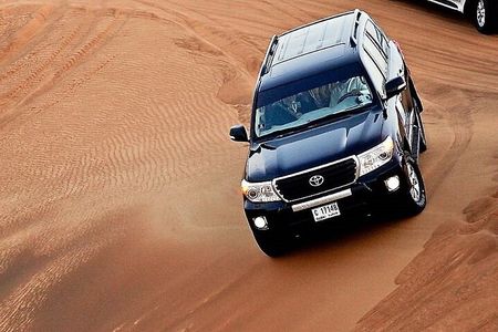 Evening Desert Safari Tour With Live Enterterment And BBQ Dinner