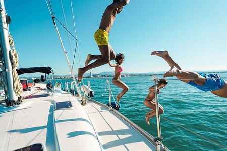 Half-Day Agadir Coastal Boat Trip with Lunch