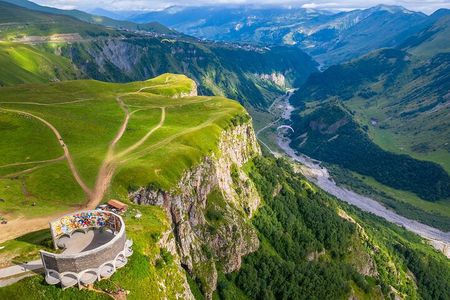 Private day Tour from Tbilisi to Kazbegi and Gudauri