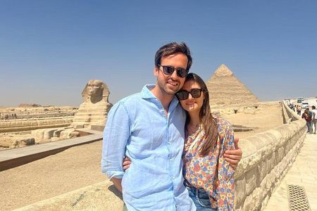 Private Guided Full-Day Tour Giza pyramids ,Sakkara step pyramids & Memphis city