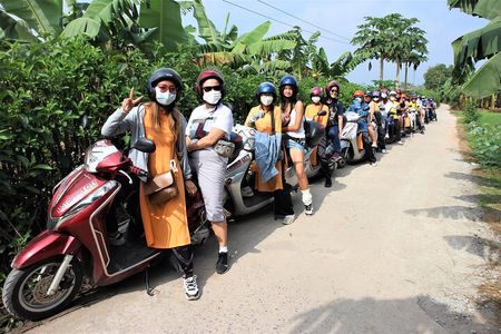 Hanoi Motorbike Tour Led By Women