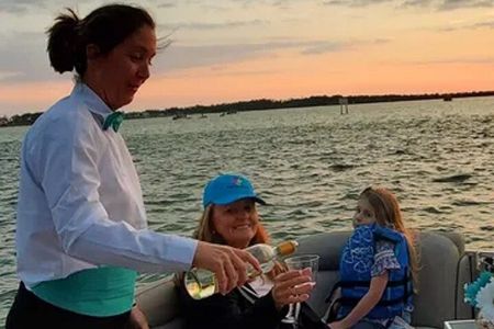 Sunset / Harbor & Bay Cruise in Destin with Complimentary Wine