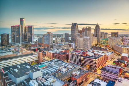Detroit, Toledo, Buffalo, Niagara Falls, 4-Day Tour From Chicago