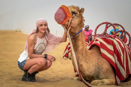 Private Premium Desert Safari 4x4 Vehicle with BBQ Dinner - DUBAI