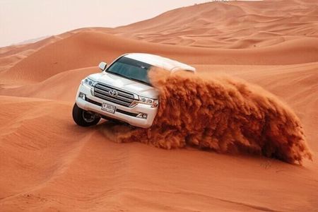 6-Hour Private Desert Safari Experience with BBQ Dinner in Dubai