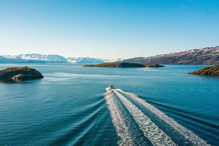 Alta: 2 Hours Guided Adventure Cruise in Alta Fjord