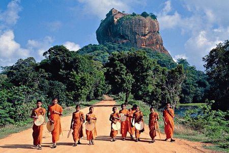 9-Day Private Sri Lanka Tour with Accomodation