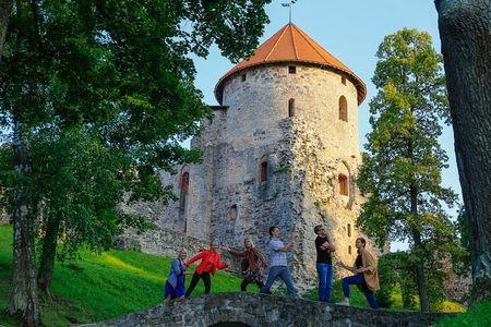 Tallinn-Riga Sightseeing Tour Bus