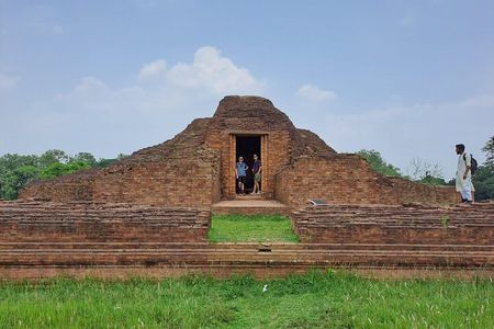 Private Sonargaon Old Capital and Moinamati Day Tour from Dhaka