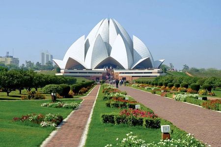 Old and New Delhi Sightseeing Tour