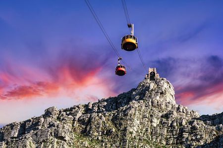 Table Mountain, Boulders Penguins & Cape point Private Day Tour