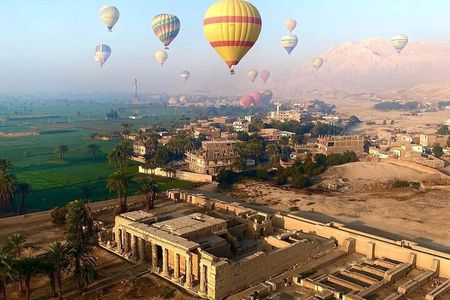Luxor Full Day: Hot Air Balloon, East and West Bank Private Tour