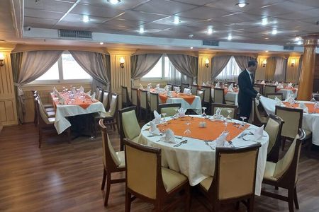 5-Day Nile Cruise from Luxor To Aswan, Abu Simbel and Air Balloon