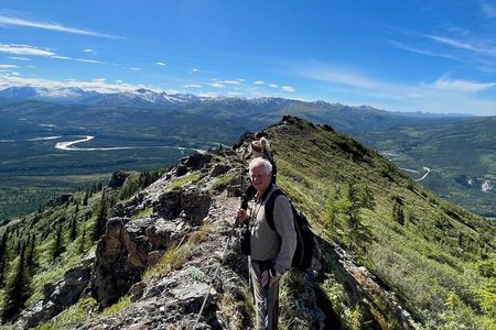 Mountain Hiking Tour in Denali