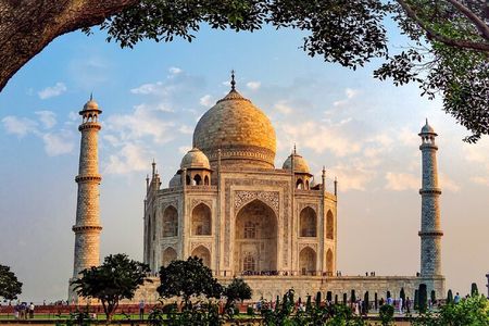 Agra Overnight Tour (Taj Mahal , Agra Fort & Itmad-Ud-Duala)