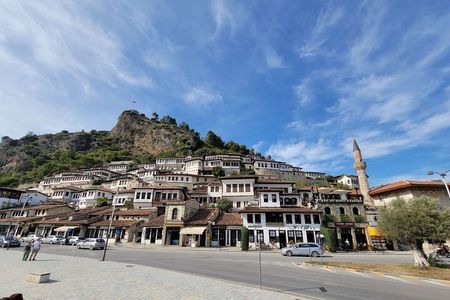 Berat Tour & Traditional Lunch - From Tirana/Durres
