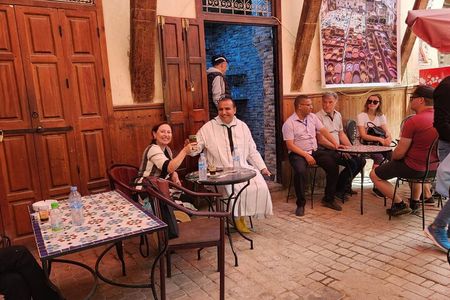 Foodie and Sightseeing Tour in Fez El Bali