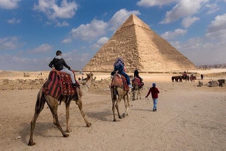 From Sharm el Sheikh: Full-Day Guided Tour to Cairo 