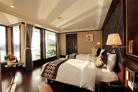 2 Days La Pinta Luxury Cruise from Hanoi