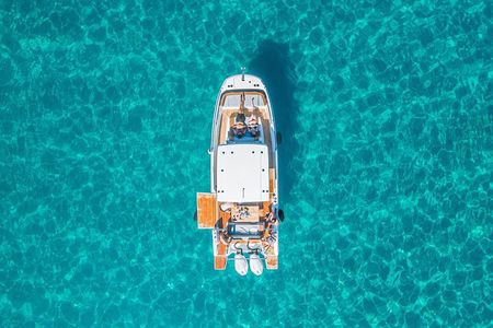 Cagliari 3 Hours Luxury Motorboat Tour - Wine and Snorkeling