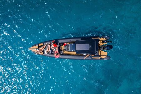 Private Cruise with Speedboat: Naxos - Koufonisia- Sxoinousa