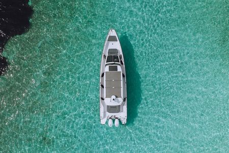 Private Luxury Boat Tour from Paros to Sifnos