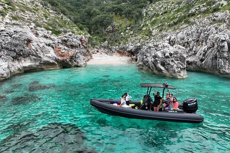 Vlore Speedboat Tour to Haxhi Ali Cave