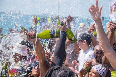 Hip Hop Sessions Boat Party Miami (Adults only)